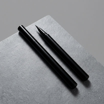 Precision Noir Liner