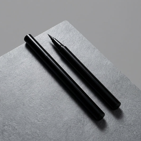 Precision Noir Liner